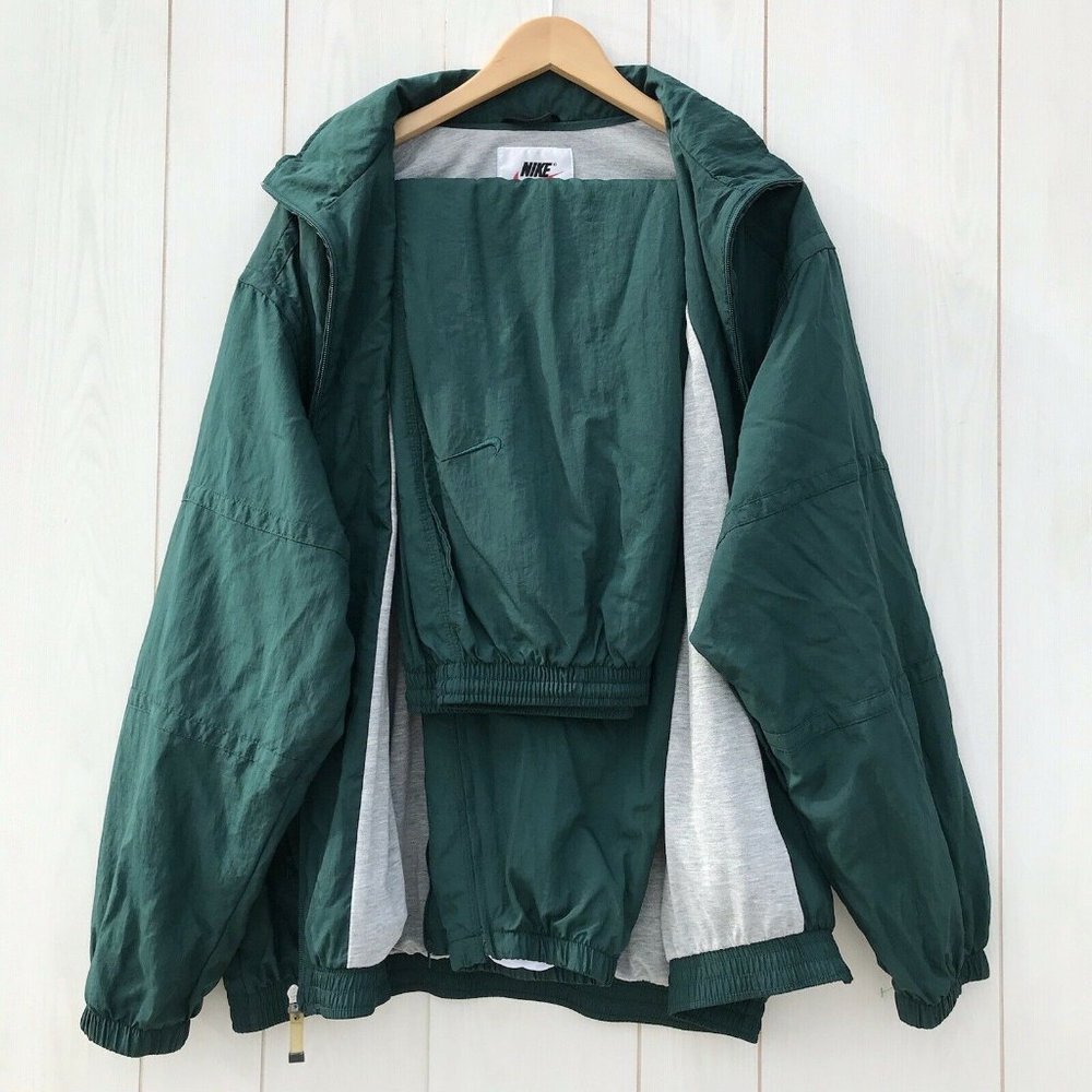 Vintage 90s NIKE Green Nylon Tracksuit 2-Piece L